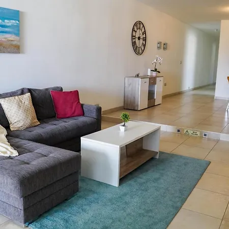 Fleur De Mai With Terrace-hosted By Sweetstay Gzira