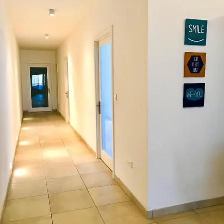 Fleur De Mai With Terrace-hosted By Sweetstay Apartment *