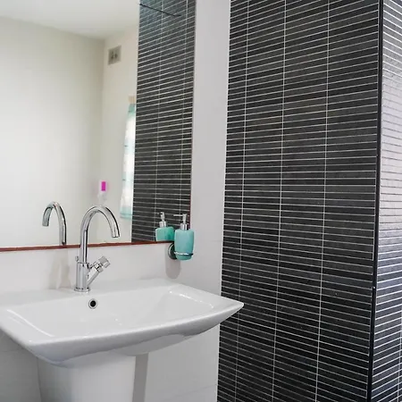Fleur De Mai With Terrace-hosted By Sweetstay * Gzira
